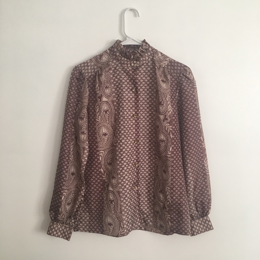 Vintage 70’s button down blouse high ruffle collar brown paisley retro
